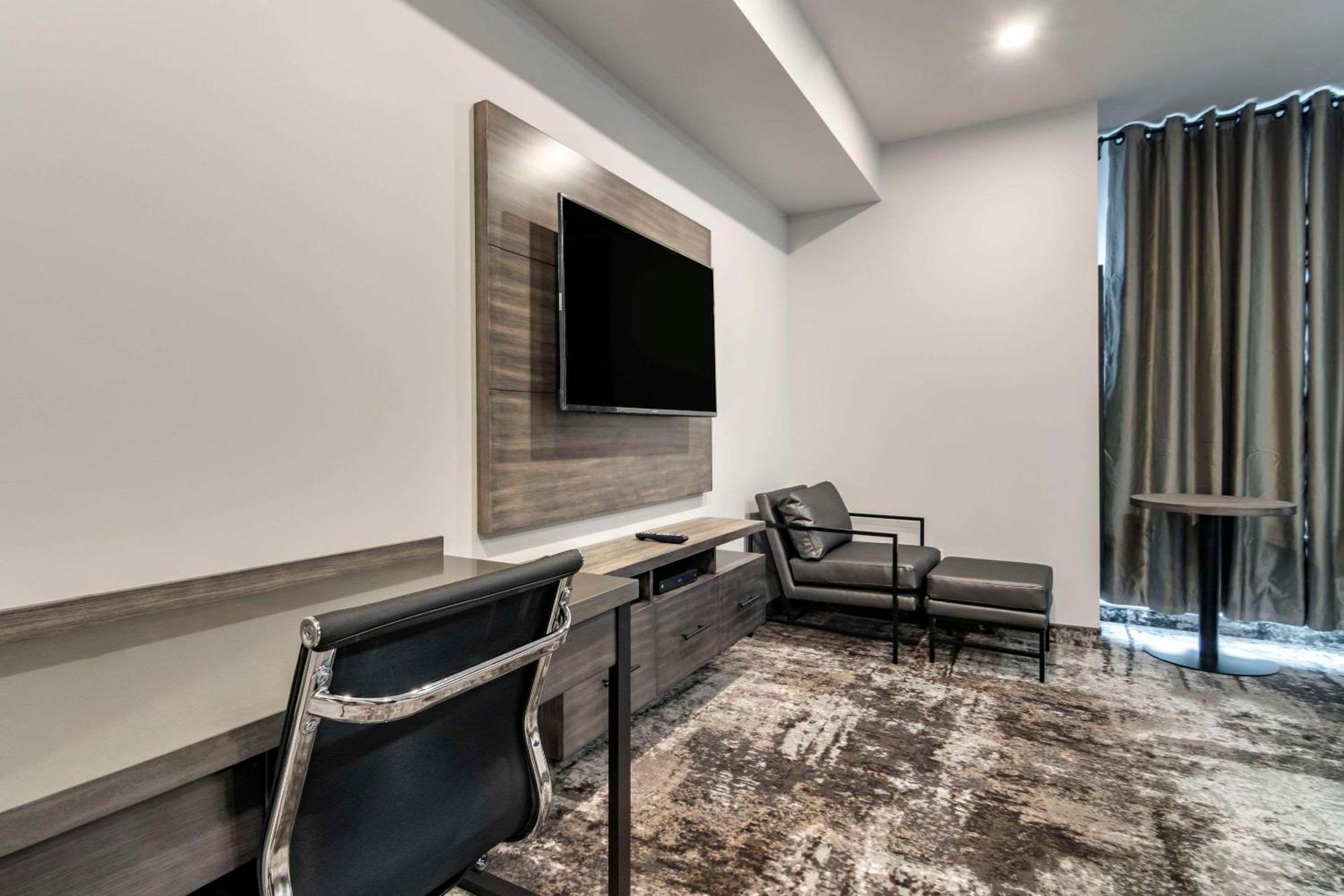 The Hue Hotel, Ascend Hotel Collection Kamloops Eksteriør bilde
