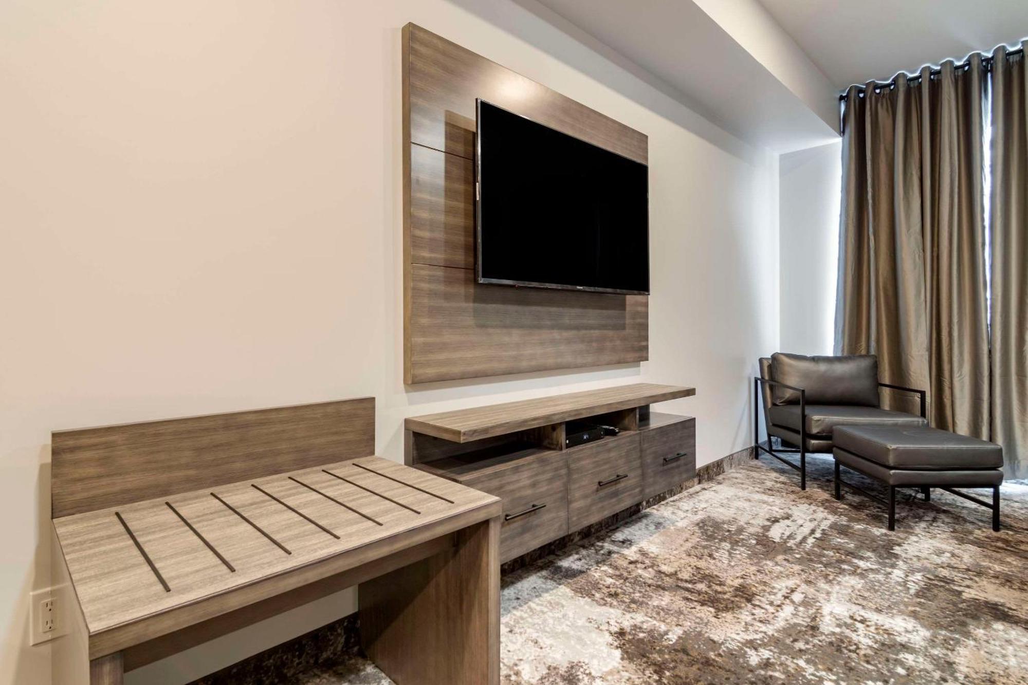 The Hue Hotel, Ascend Hotel Collection Kamloops Eksteriør bilde