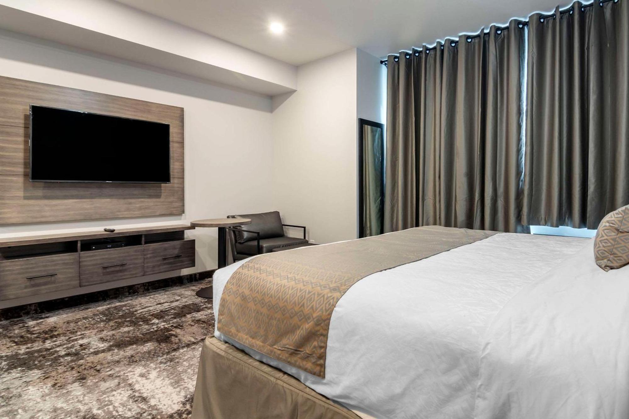 The Hue Hotel, Ascend Hotel Collection Kamloops Eksteriør bilde