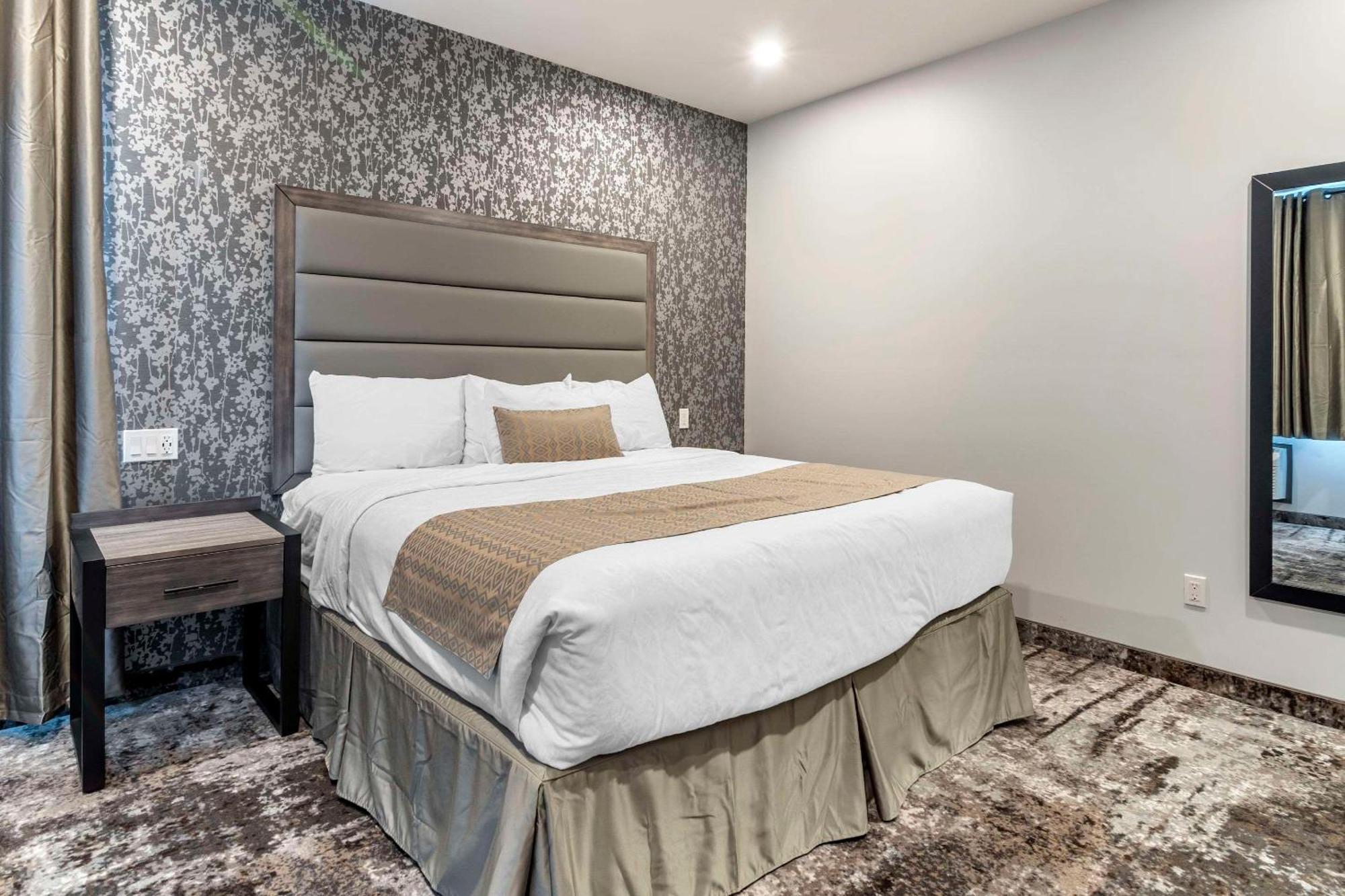 The Hue Hotel, Ascend Hotel Collection Kamloops Eksteriør bilde