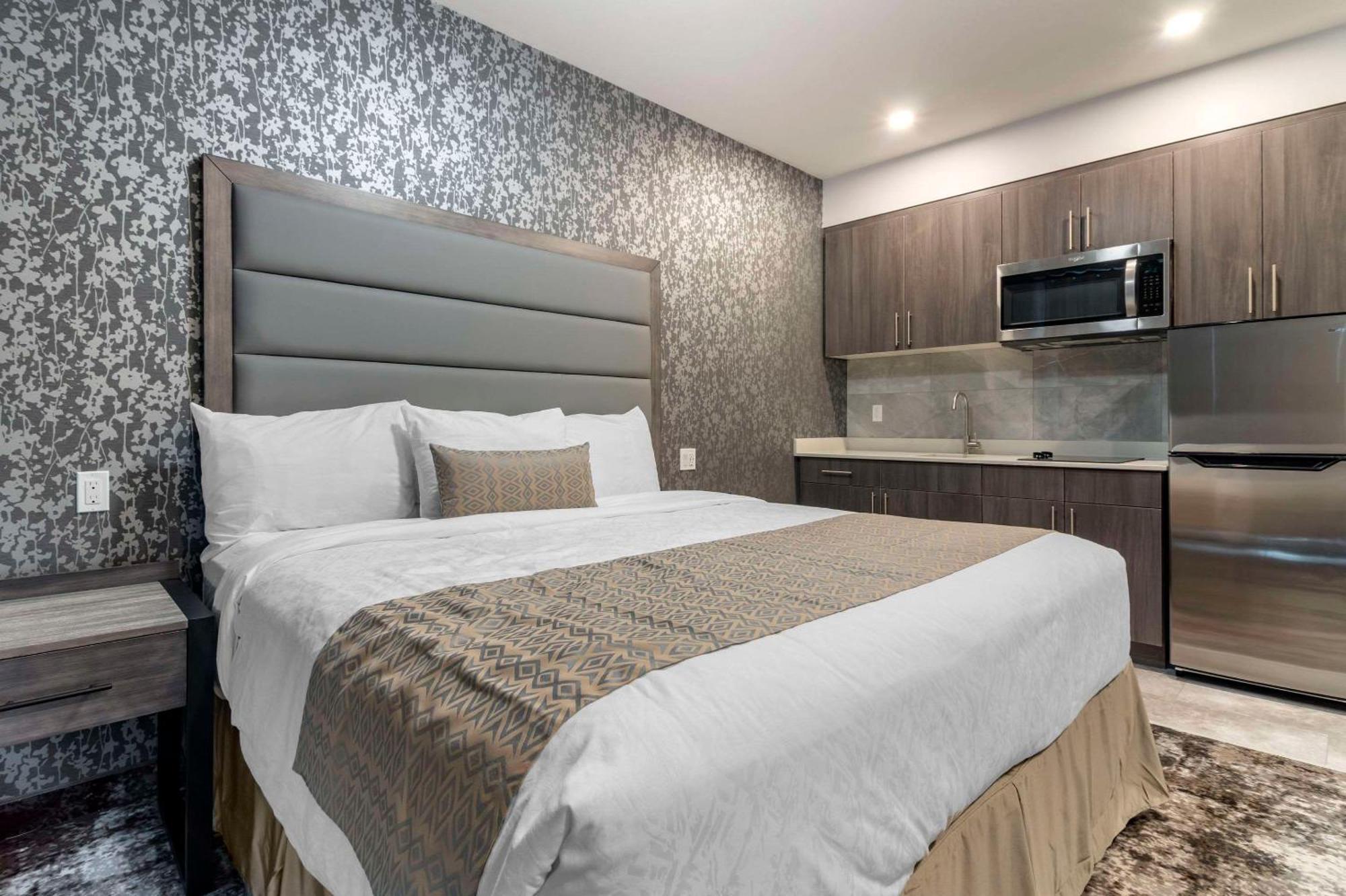 The Hue Hotel, Ascend Hotel Collection Kamloops Eksteriør bilde