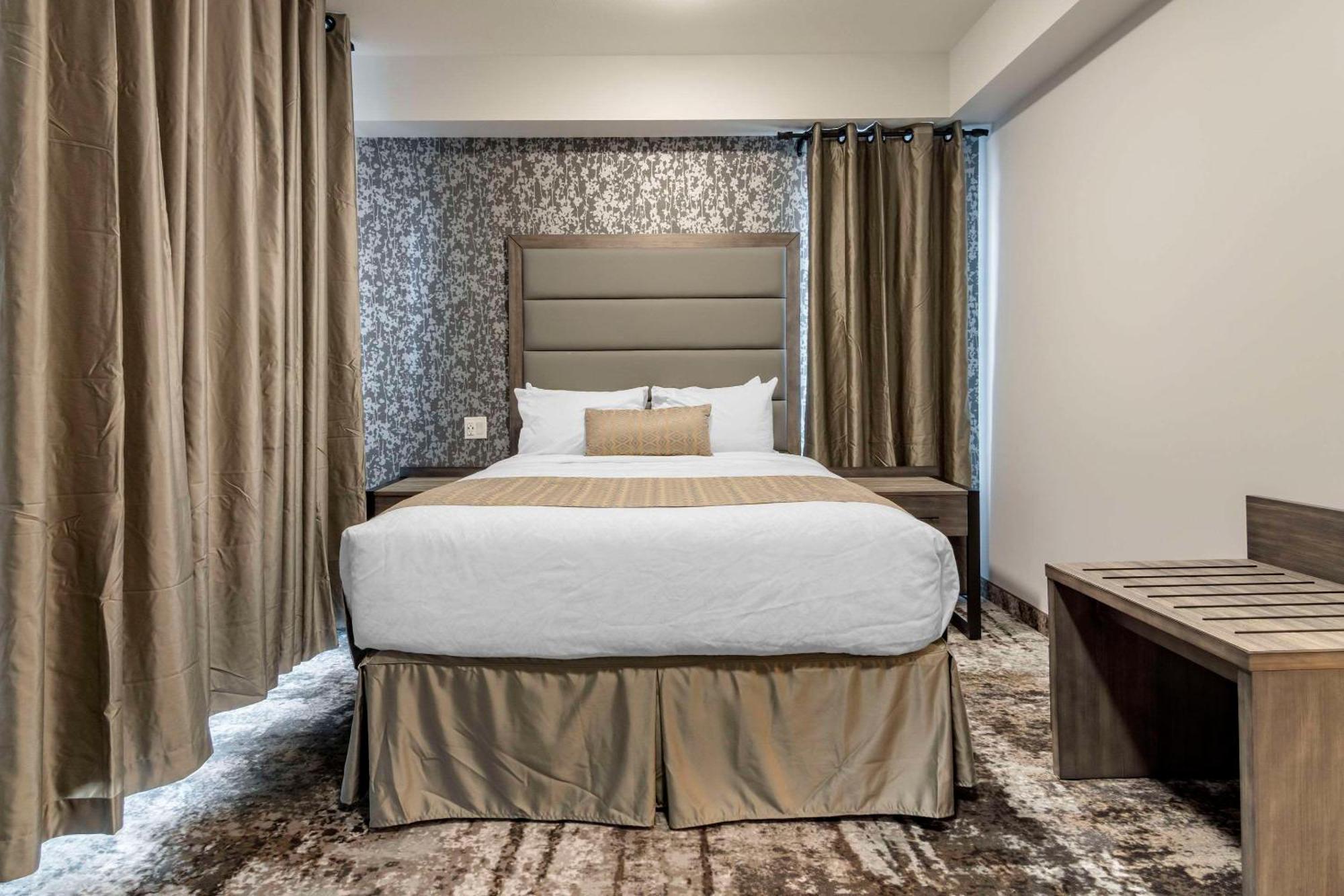 The Hue Hotel, Ascend Hotel Collection Kamloops Eksteriør bilde